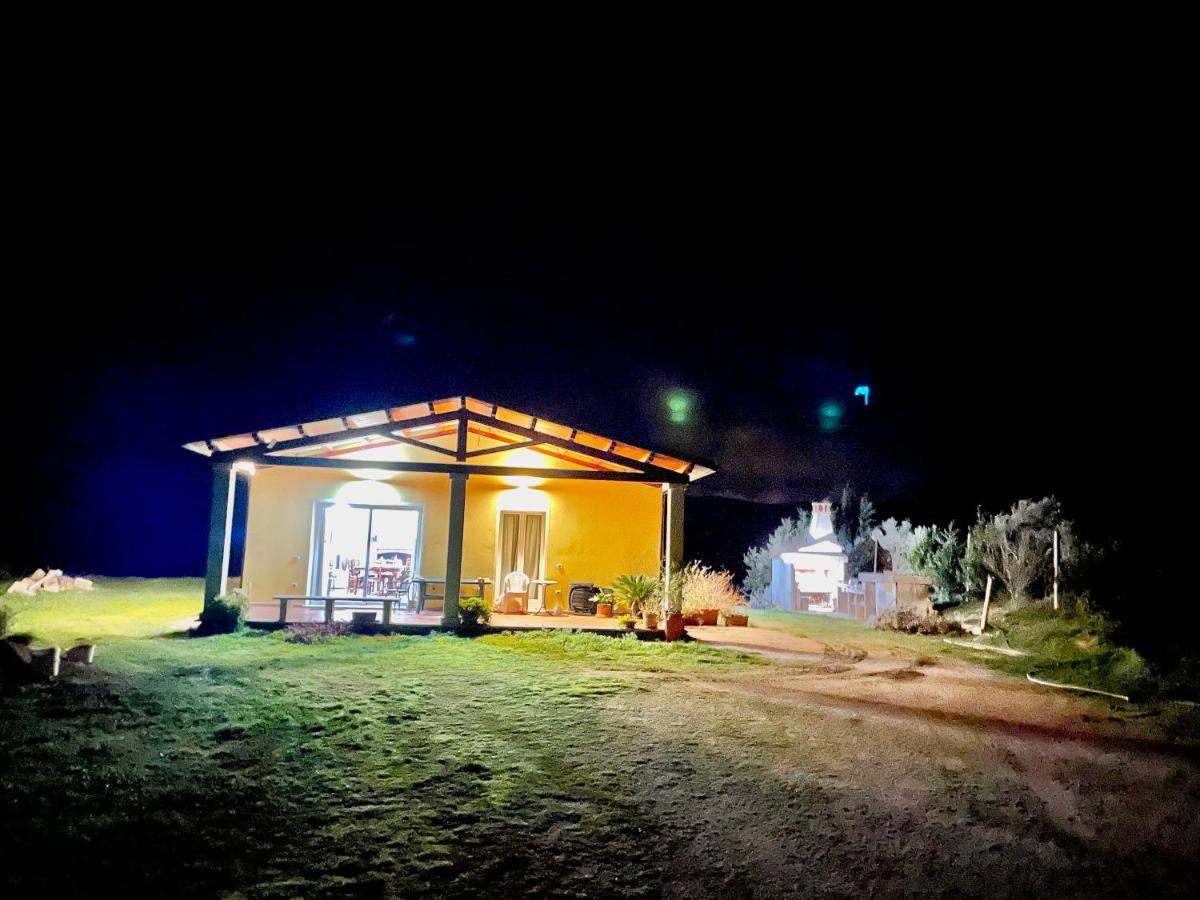 San Leonardo Country House Calangianus Экстерьер фото