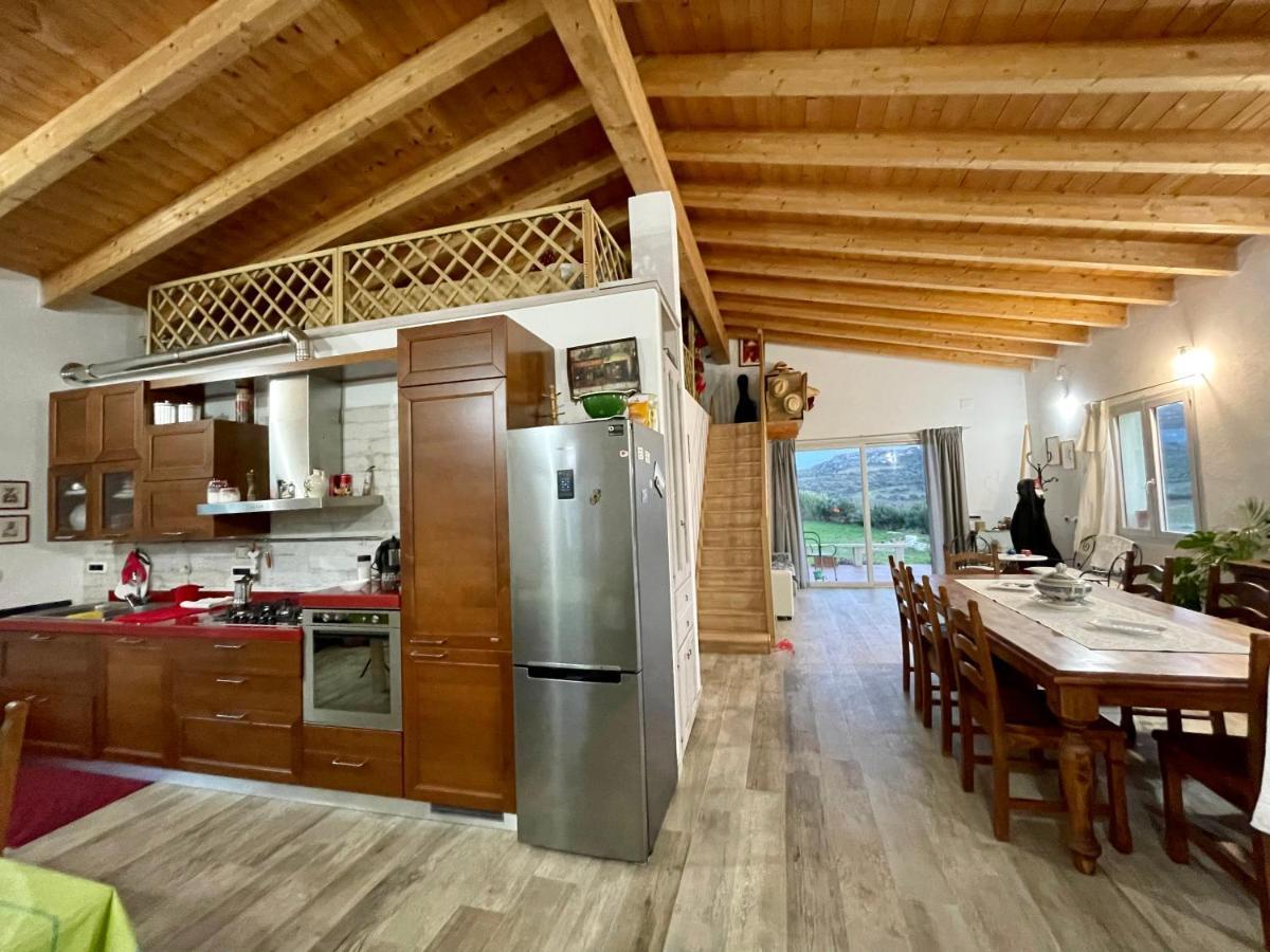 San Leonardo Country House Calangianus Экстерьер фото