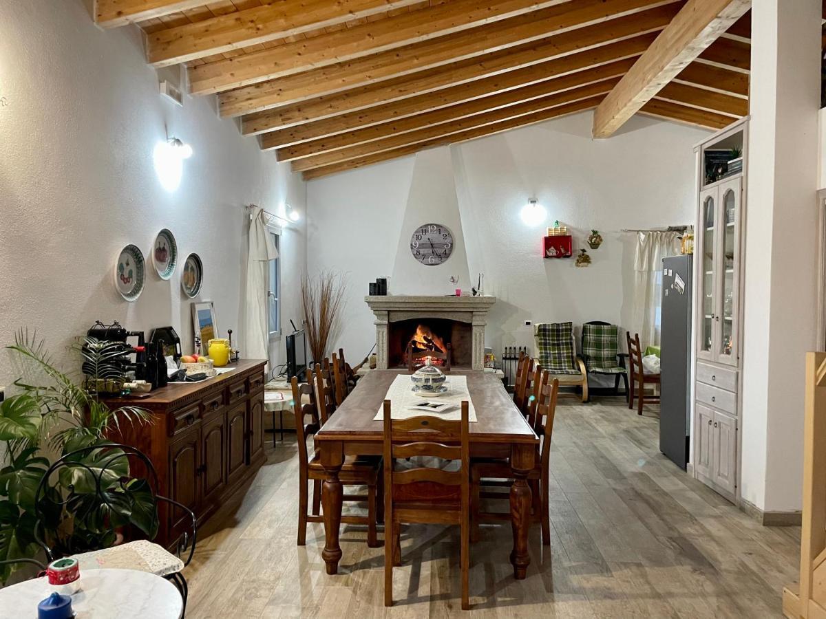 San Leonardo Country House Calangianus Экстерьер фото