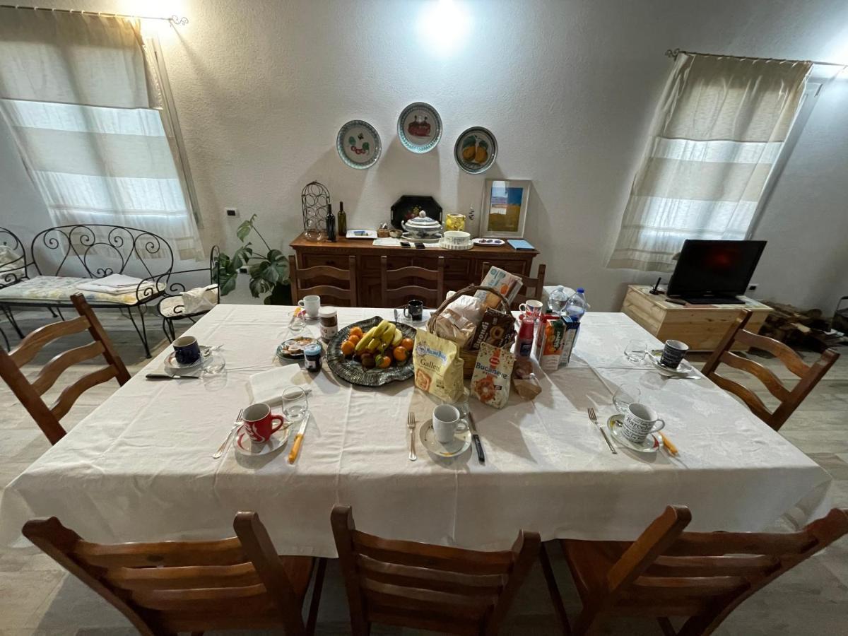San Leonardo Country House Calangianus Экстерьер фото