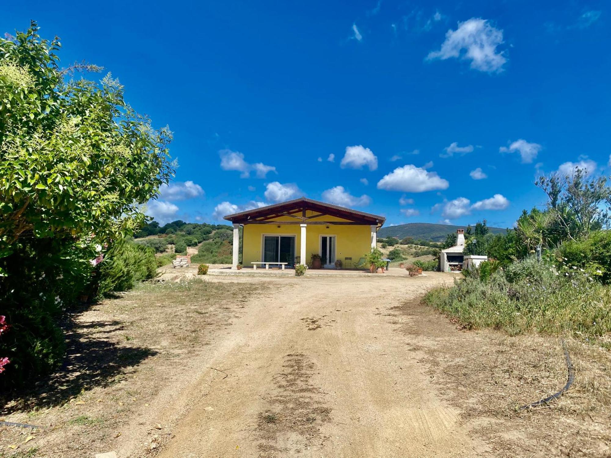 San Leonardo Country House Calangianus Экстерьер фото